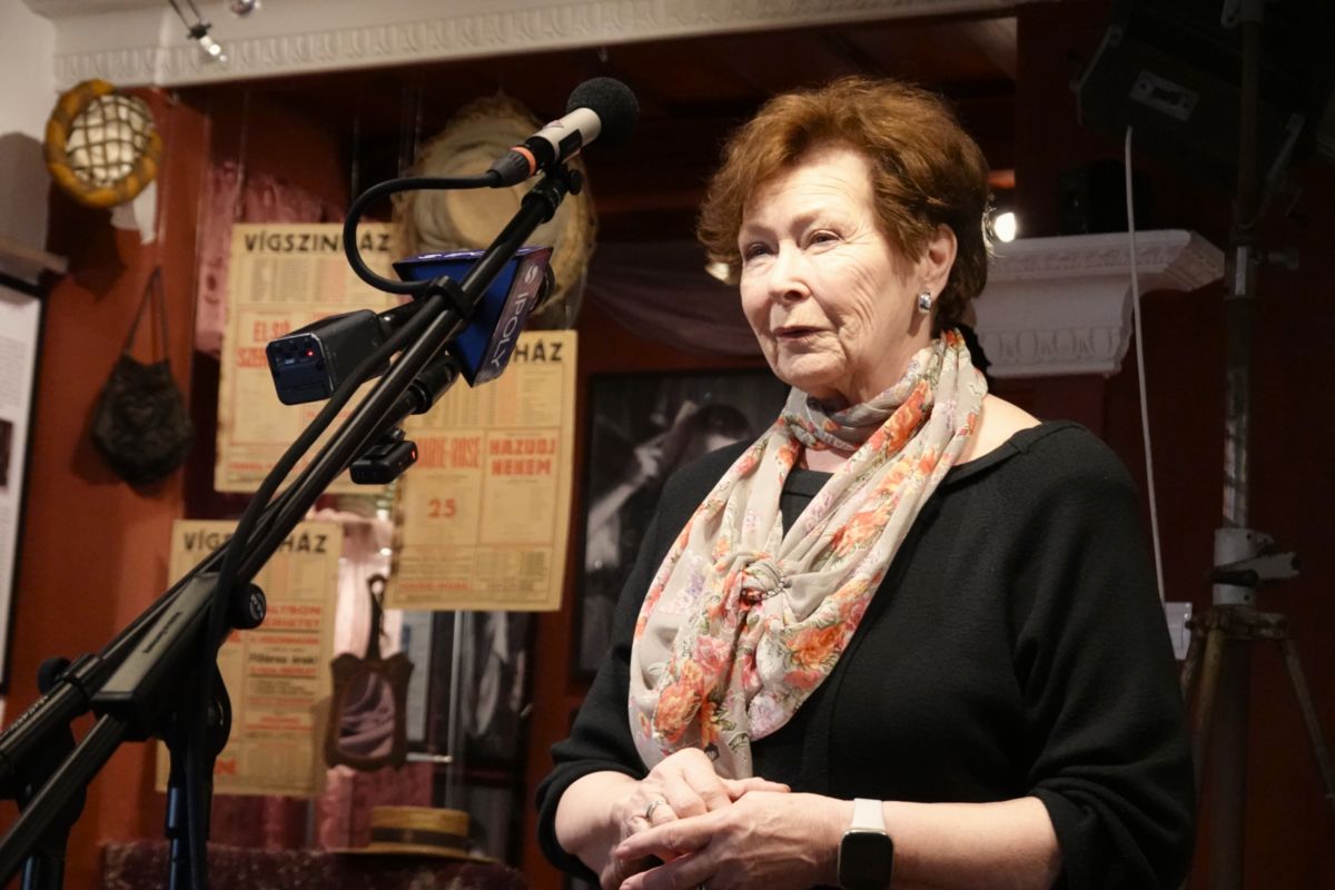 Császár Angela színművész Tolnay Klárira emlékezett